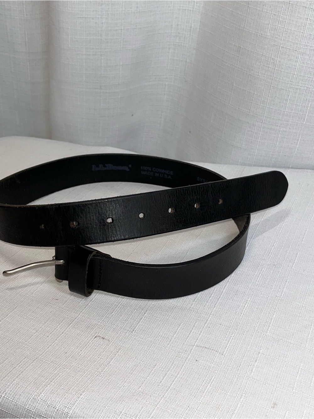 LL Bean Black Cowhide Leather Belt Solid Brass Buckle USA Size 30 Fits 27–33 - Picture 4 of 6